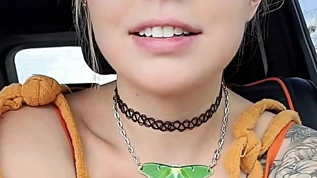 Perfect blond making solo masturbation