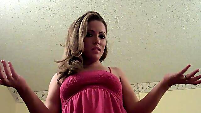 Blow a big hot load for Carmen Valentina JOI