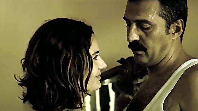 Hatice Aslan - Uc Maymun