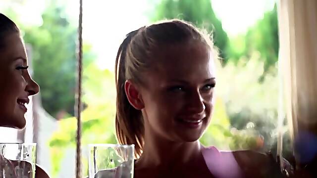 Anna Polina Ivana Sugar Kitana Lure