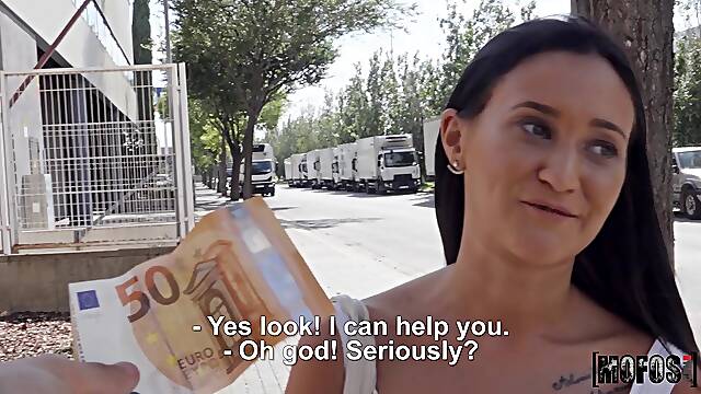 Sneaky Street Fuck - Spanish Hoe Mina Moreno Fucks and Sucks for Cash Outside