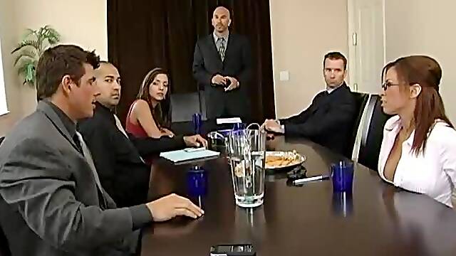 Devon Michaels Settles A Meeting With A Hard Fuck