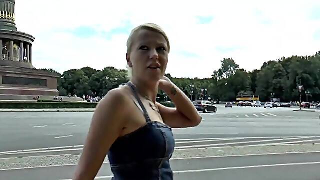 Bums Mobil - HAUPTSTADT BERLIN - (Full HD Video)