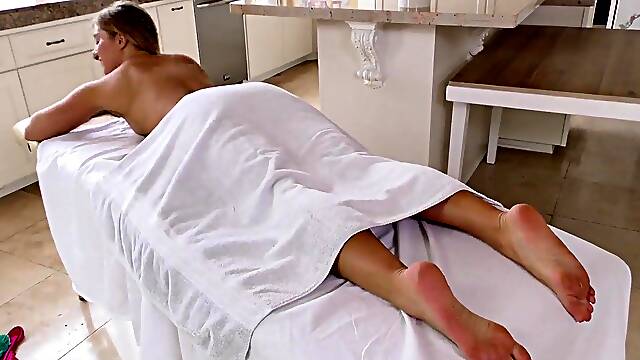 Brunette Hair Gets Her 1St Seductive Massage Form Fortunate Dude