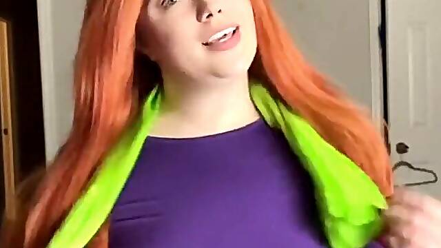 Daphne Banging Her Gorgeous Pussy
