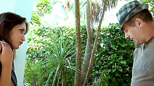 Valentina Bianco gives Terry Reid anal sex and blowjob