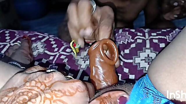 Rajni Haunt girl enjoys licking to get orgasm