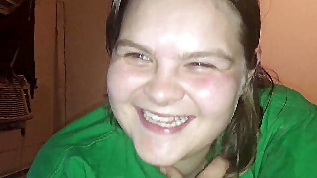 Hard-working housewife smiling & laughing having fun sucking dicks & swallowing mouth fulls