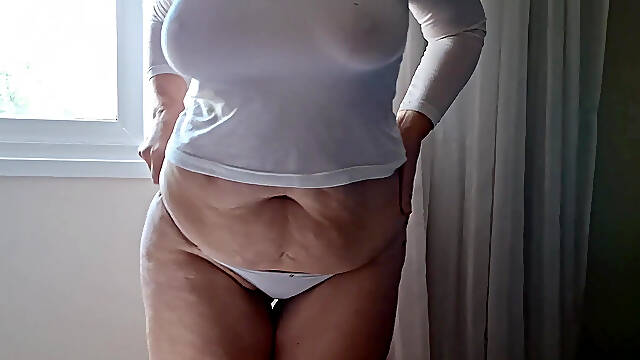 Very Horny Crown Stepmom Showing off