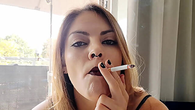 Sexy Smoking Break